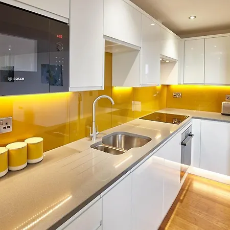 Host & - The Royal Hideaway Apartman *